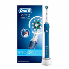 Periuta electrica Oral B PRO 2000 Cross Action, 40000 pulsatii/min foto