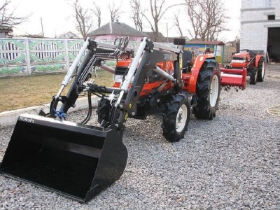 Tractor Kubota G32F foto