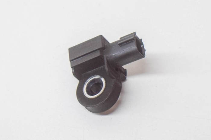 Senzor de impact dreapta spate JAGUAR XF X250 2015 OEM: FH22-14B006-AA 12098550