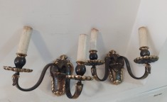 Eleganta pereche de aplice din bronz masiv in stilul francez Louis