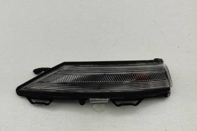 Semnalizare oglinda ușă dreapta față FORD PUMA J2K, CF7 2022 OEM: H1BB-13B381-AA | 31865755 foto