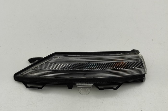 Semnalizare oglinda ușă dreapta față FORD PUMA J2K, CF7 2022 OEM: H1BB-13B381-AA | 31865755