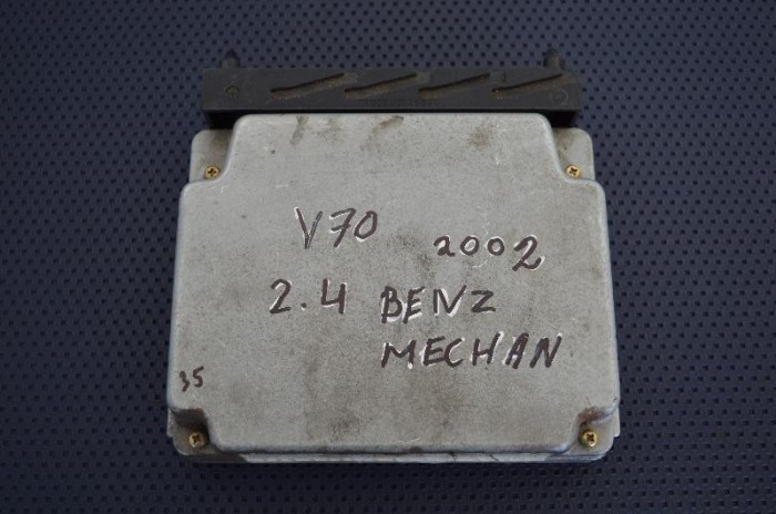 Unitate de control motor VOLVO V70 II SW 2002 2163859