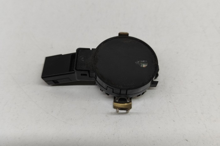 Senzor de ploaie PEUGEOT 2008 II 2021 OEM: 9813167380,6PW012451-00,6PW012451 28136698
