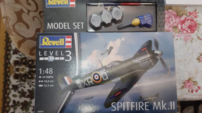 Macheta avion Revel Spitfire Mk II