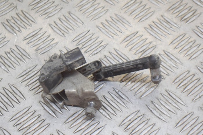 Senzor de nivel &icirc;nălțime st&acirc;nga spate TESLA MODEL 3 2019 OEM: 1044971-00-C 12572803