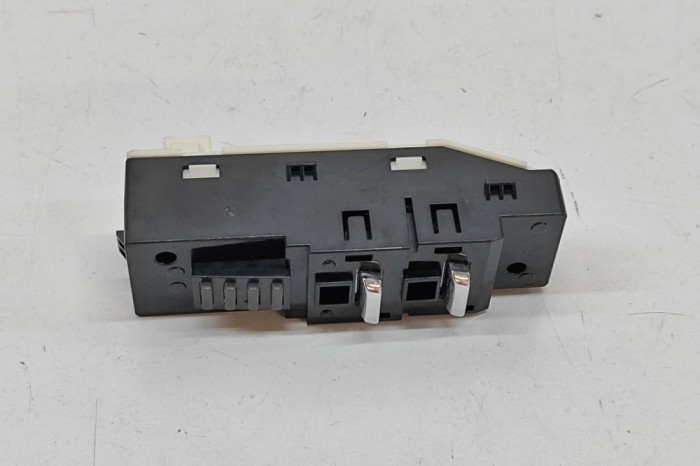 Modul de climatizare PEUGEOT 5008 II MC, MJ, MR, M4 2023 OEM: 9822330880 | 31990647
