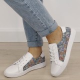 Sneakersi albi cu imrpimeu din piele naturala 5166 M4