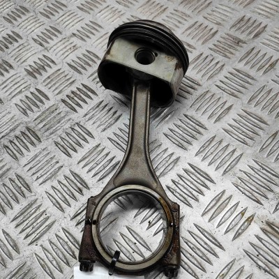 Piston AUDI A6 4F2, C6 2007 OEM: 06E198401C foto