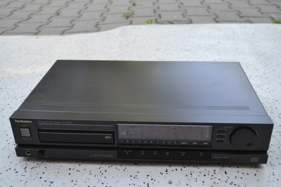 Cd player Technics SL P 520 foto