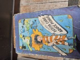 Fetița care aduce ploaia vintage