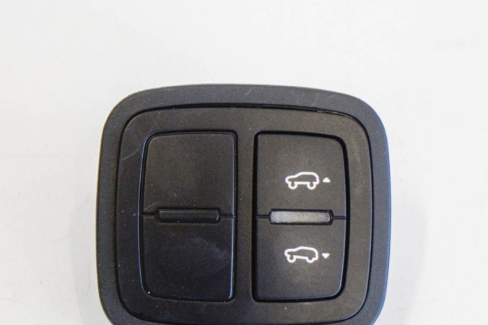 Comutator PORSCHE MACAN 95B 2015 OEM: 7P5868288A,7P5.868.288.A | 11177289