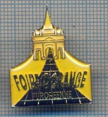 AX 409 INSIGNA -FOIRE D&amp;#039;ORANGE EUROPEENNE foto