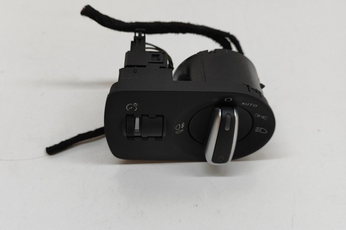 Modul de control comutator faruri AUDI A1 8X1, 8XK 2015 OEM: 8X2941531AE,8P0919093 | 31648194