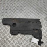 Scut motor dreapta spate VW PASSAT B8 3G2 2019 OEM: 3Q0825102A