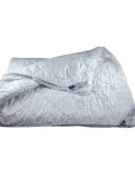 Pilota 4 anotimpuri, matlasata, 200x220 cm, umplutura bilute siliconizate, densitate 320 g/m&sup2;, antialergenica, lavabila la 95&deg;C, alb