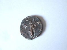 Rară! Monedă antică romană din bronz Antoninianus PAX AVG 269-271 A.D. Victorinus(Gallienus)? diametrul=18-19 mm,greutate=2,40 grame