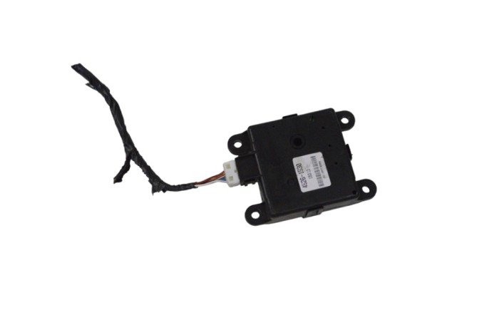 Motoras clapetă aeroterma SSANGYONG KORANDO 2016 OEM: 4526-1530 22954125