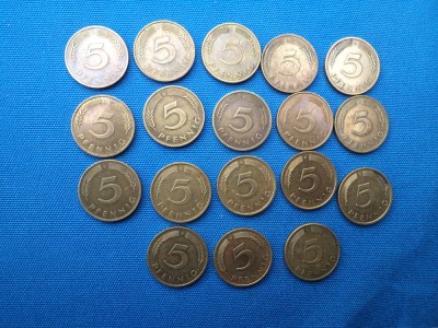 LOT 18 BUCATI 5 PFENNIG ANII 80 -RFG DIFERITE LITERE foto