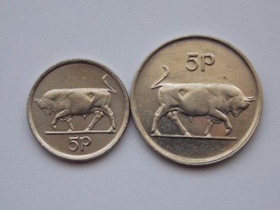 LOT 2 MONEDE 5 PENCE IRLANDA-1982,1996-XF foto