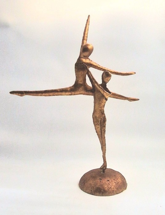 statuie lucrata in fier auriu nesemnata scena de balet dans cuplu arta primitiva decor modern 49 cm inaltime