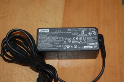 Incarcator Laptop LENOVO 20V 2.25A 45W model ADLX45NCC3A MUFA 4.0*1.7 MM foto