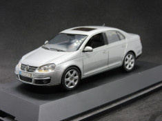 Macheta Volkswagen Jetta A5 Schuco 1:43 foto