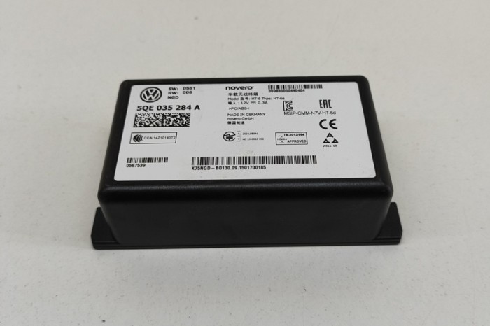Modul de control Bluetooth VW GOLF VII 5G1, BQ1, BE1, BE2 2016 OEM: 5QE035284A | 26607375