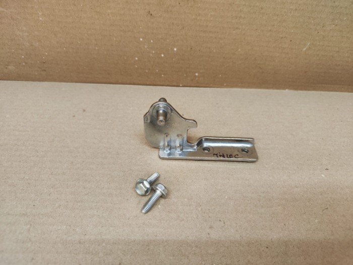 balama intermediara cu suruburi usa Frigider LG GTB574PZHZD / C152
