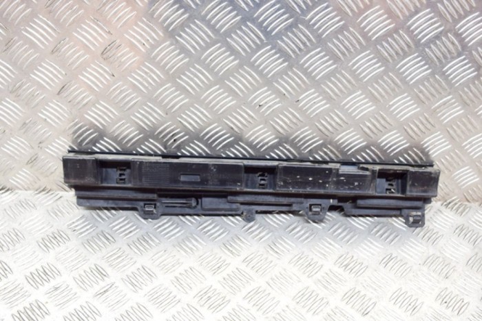 Suport prag lateral dreapta față BMW 3 Touring F31 2015 OEM: 7256916 13907032