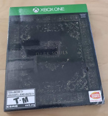 Dark Souls Trilogy (3 disks) Xbox One foto