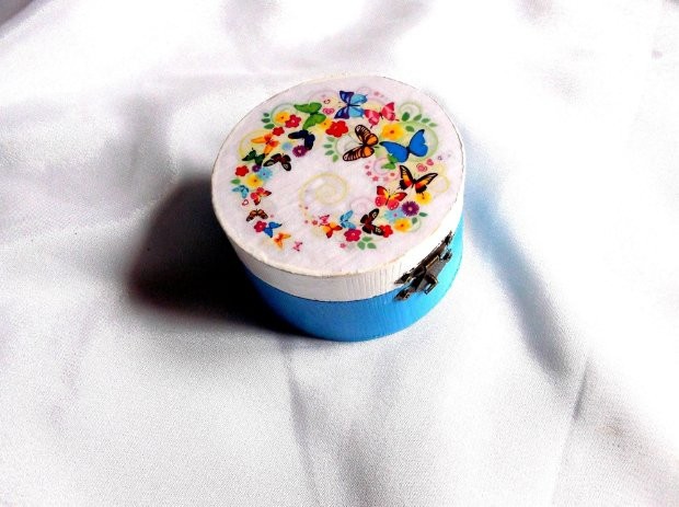 Cutie cu fluturi si flori viu colorate, cutie rotunda 39883