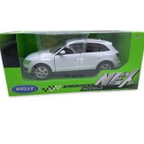 Macheta metal Audi Q5 alb 1:24