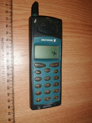 TELEFON VECHI PENTRU COLECTIONAT ERICSSON A 1018S foto