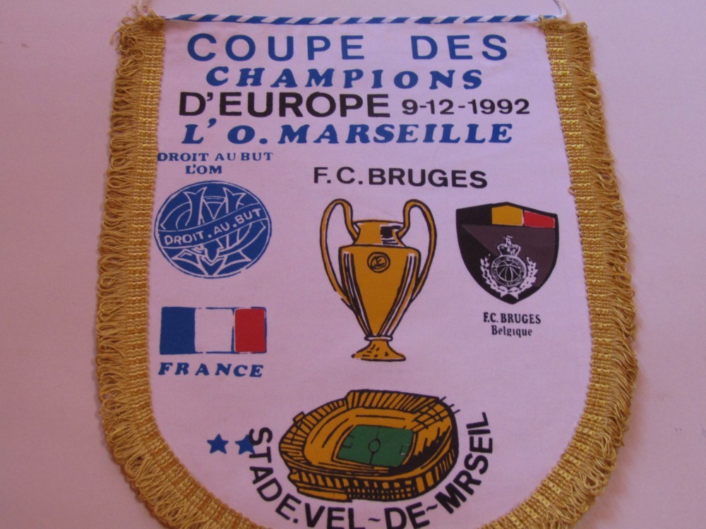 ANCIEN FANION OLYMPIQUE De Marseille Football EUR 6,00 - FR