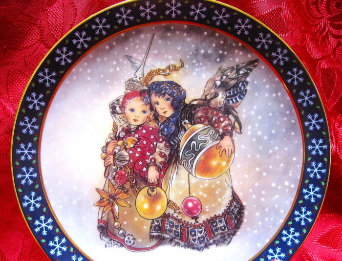 FARFURIE PORTELAN BRADEX COLECTIA WEIHNACHTSANGEL - INGERI DE CRACIUN 24 CM