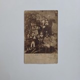 Fotografie de colectie, Fotograf anonim: "Miti Kios" impreuna cu clasa a 3-a din Oravita in vizita la Ciclova Montana, Banat, Romania, 1924