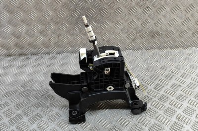 Timonerie cutie de viteze MAZDA CX-30 DM 2023 OEM: D41V-46-100A 31565846 foto