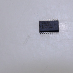 74HC245D CI 74HC CMOS,SMD,74HC245,SOIC20 TYP:74HC245D,652-PHI 74HC245D,652 NXP