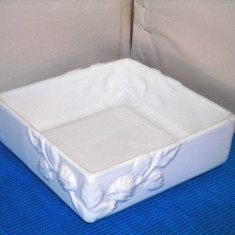 Bol rectangular ceramica emailata - Trandafiri basorelief - Made in Portugal