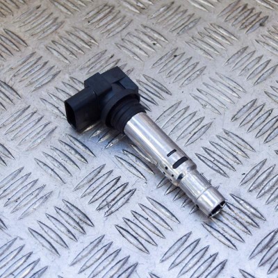 Bobina de inducție de &amp;icirc;naltă tensiune VW PASSAT B6 3C2 2008 OEM: 036905715G 10041910 foto