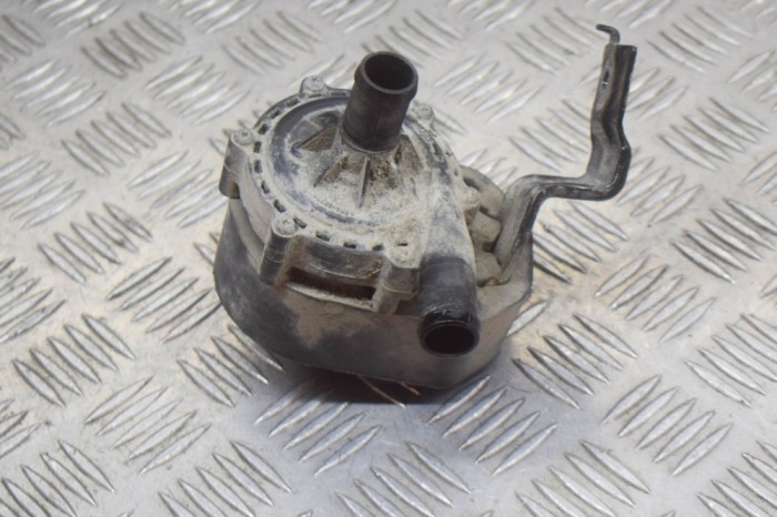 Pompa de apa auxiliara TESLA MODEL S 2017 OEM: 1057235-00-G 12523324