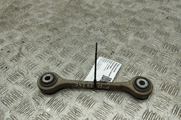 Bieleta stabilizatoare dreapta față AUDI Q7 4L 2014 OEM: 7L0411317 30779582