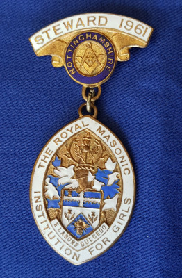 Medalie masonica veche - Nottinghamshire The royal masonic institution for girls foto