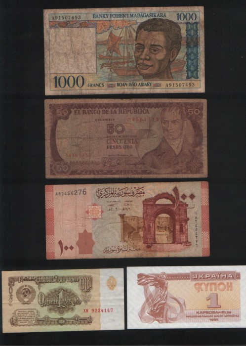 Set 5 bancnote de prin lume adunate (cele din imagini) #230