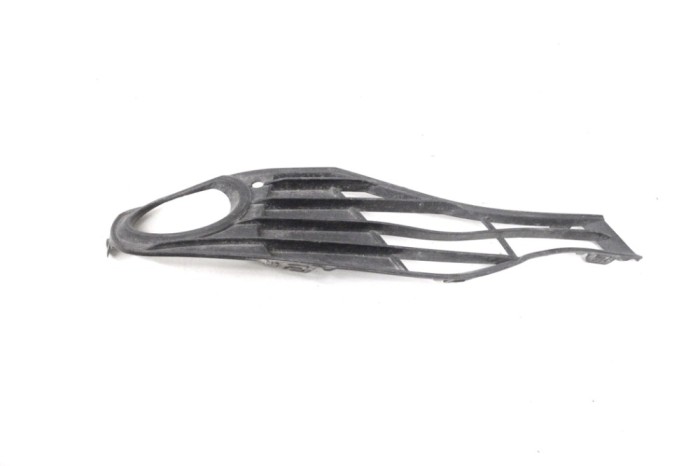 Grila dreapta față BMW 3 F30, F80 2014 OEM: 7255370 17070373