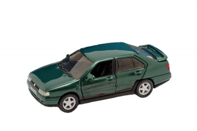 Macheta auto Seat Toledo I verde 1991-1998, 1:43 AHC  dealer model foto
