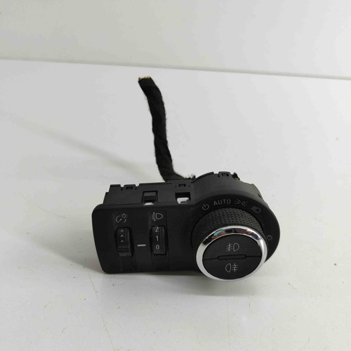 Modul de control comutator faruri OPEL MOKKA / MOKKA X 2013 OEM: 95297440,10026917 29490438