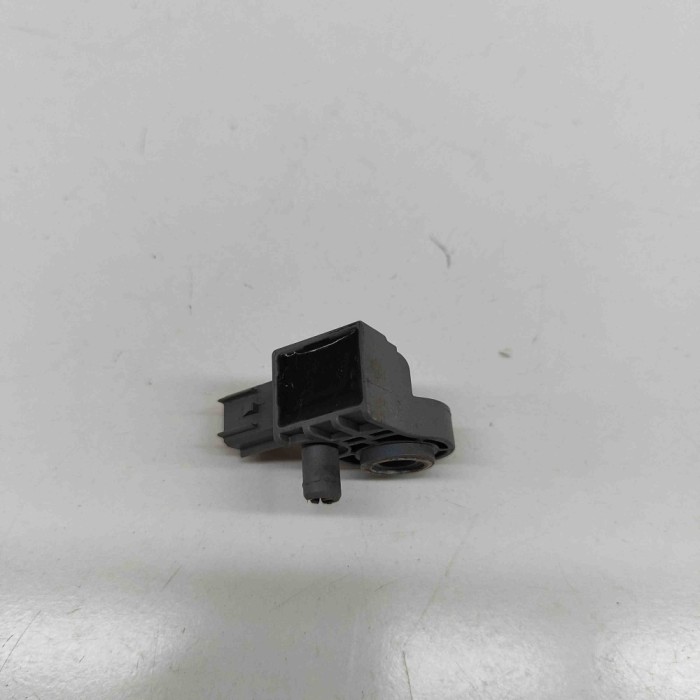 Senzor de impact dreapta spate JAGUAR F-TYPE Coupe X152 2021 OEM: CX23-14B653-AB | 30249479