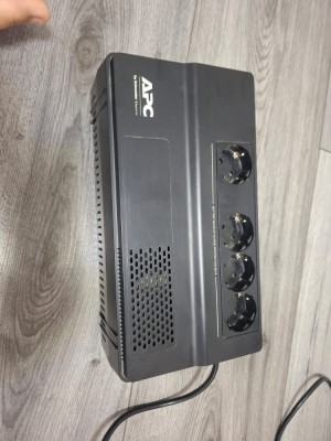 APC Sursa Ne&amp;icirc;ntreruptibila foto